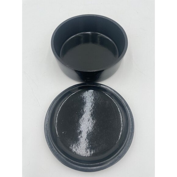 Vintage Russian Lacquered Hand painted Floral Trinket Box 5" x 2" - Picture 3 of 6